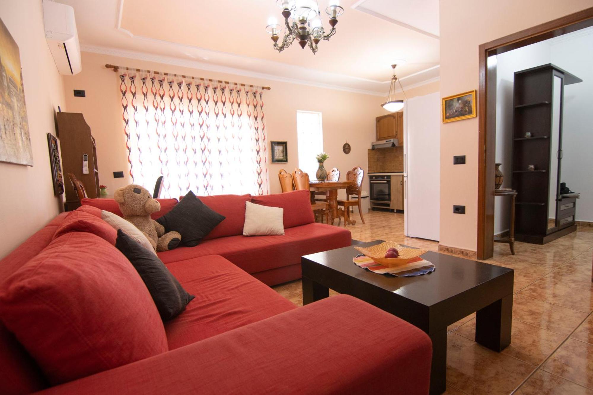 Tirana Central Apartment Екстер'єр фото